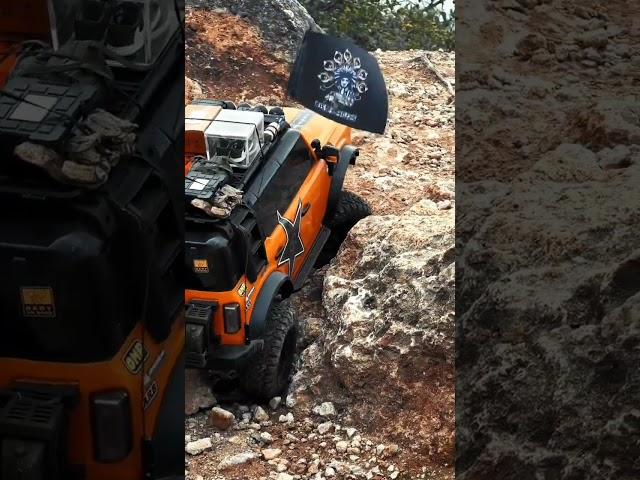 Traxxas TRX 4x4 mountain crawler #shorts #reels #viral #trending #traxxas #4x4