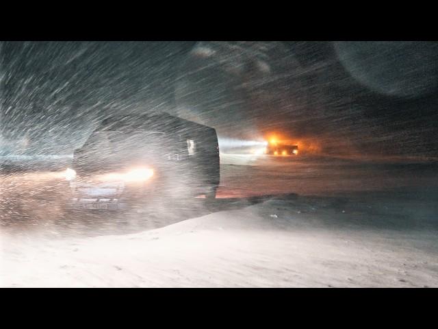 SURVIVING CRAZY BLIZZARD MAYHEM ALONE. EXTREME SNOW STORM Winter Van Life Solo Camping #vanlife