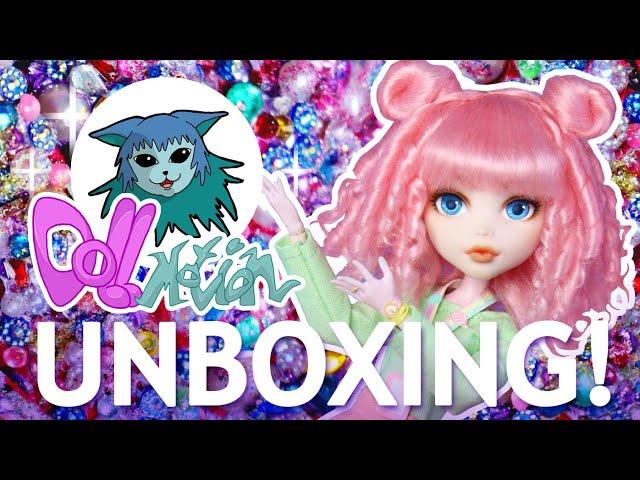 DollMotion Unboxing: Sparkle Mouse Doll from the Netherlands!