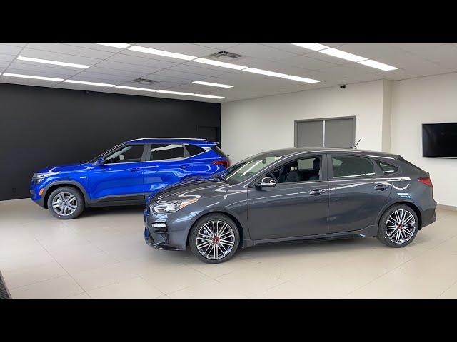 LIVE: Kia Forte5 GT vs. 2022 Kia Seltos