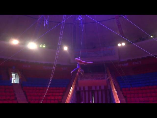 solo trapeze Gerasimenko Viktoriya