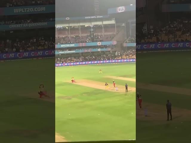 Richa Ghosh clean bowled by Deepti Sharma || WPL T20  RCB v UPW
