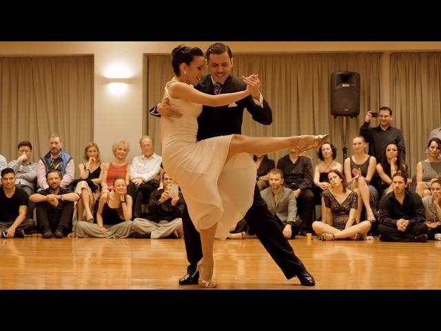 Yanina Quiñones and Neri Piliu – La milonga de Buenos Aires