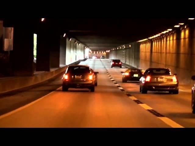 Ferrari 360 Challenge Stradale LOUD Exhaust through Seattle Tunnel