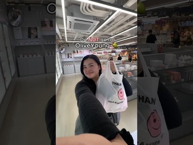 Found such unique makeup here  #hemeko #kbeauty #koreanmakeup #헤메코 #홍대추천