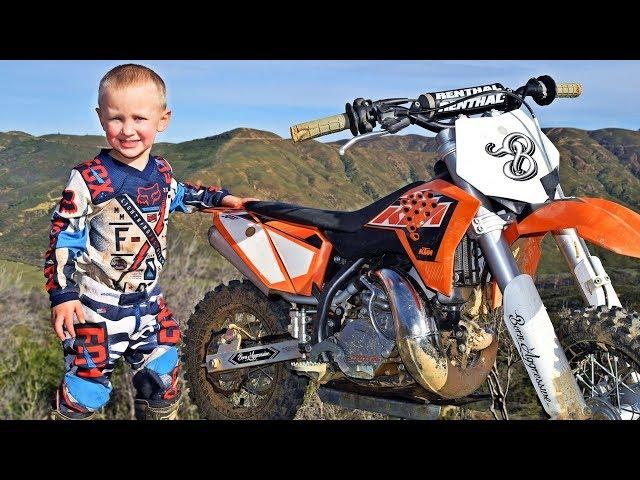 4-Year-Old Biker Is A Motocross Superstar