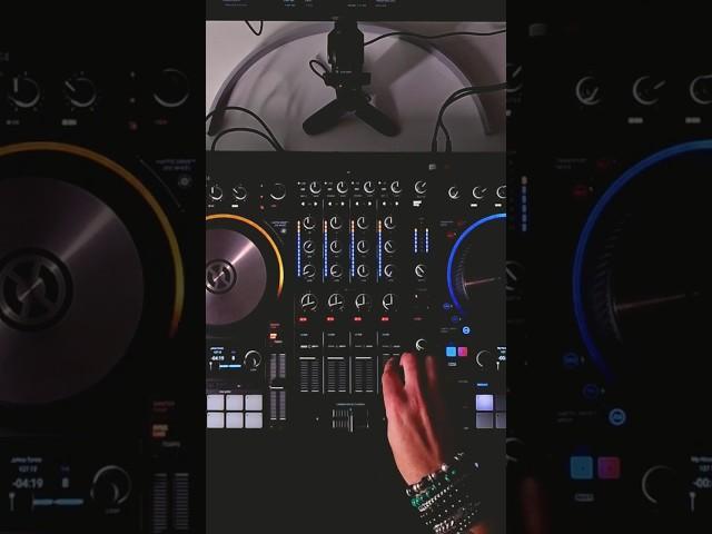 Traktor Kontrol S4 Mk3 - Dji Osmo pocket 3 & Dji Osmo Action 5 Pro #techhouse #electronicmusic