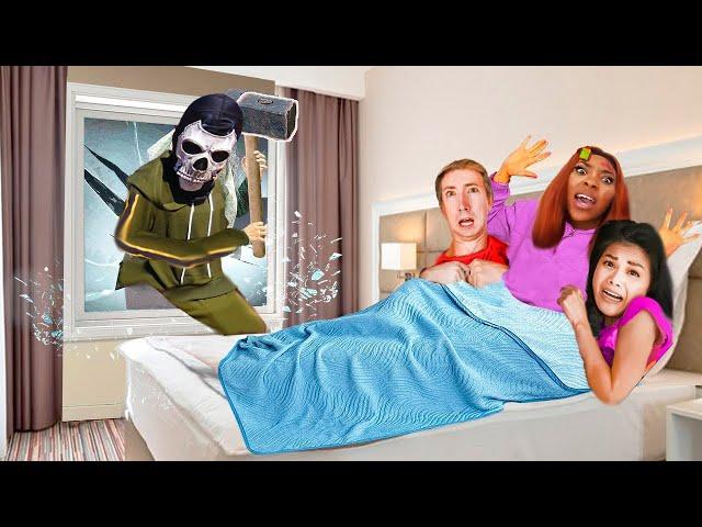 THIEF Broke into Spy Ninjas HOTEL ROOM! Chad Wild Clay, Vy Qwaint, quiz