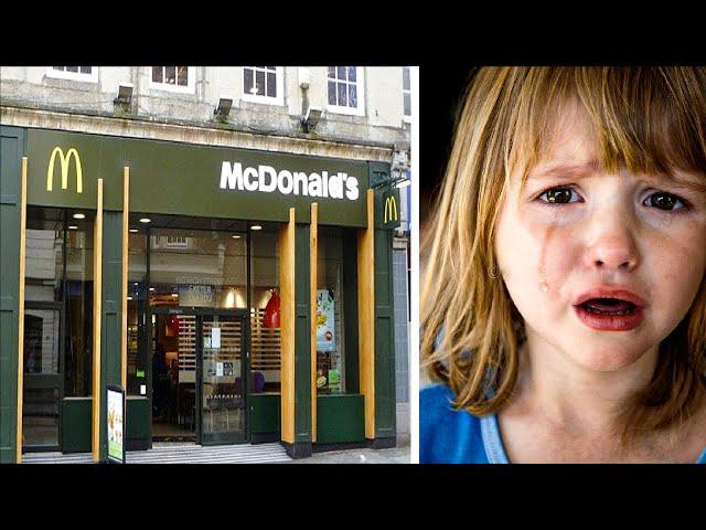 A Girl Rushed Out Of McDonald’s Bathroom Crying, Then Her Mom Saw Something Wrong On Her Legs