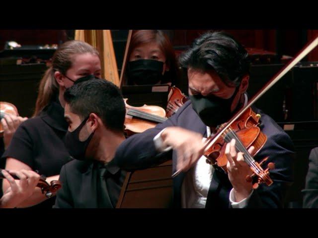 violinist string BREAKS during Tchaikovsky