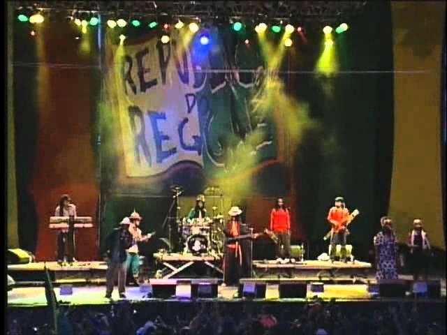 Gregory Isaacs - Live in Bahia Brazil (2004) Show completo