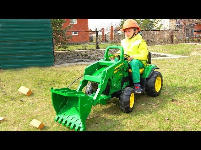 Super Lev buy New mini Traktor - Excavator! Funny baby Unboxing and Ride on Power wheel Tractor