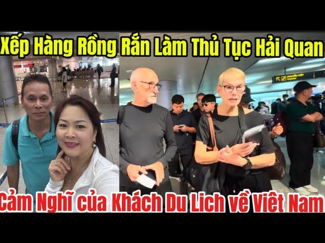 Du Khách Đến Việt Nam Quá Đông Xếp Hàng Rồng Rắn Làm Thủ Tục Nhập Cảnh Tại Sân Bay Tân Sơn Nhất