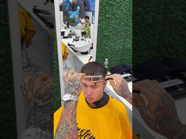 #barbershop #fademaster #barber #fadecutting #haircut #midfade #hairstyle #fadebarber #fadestyle