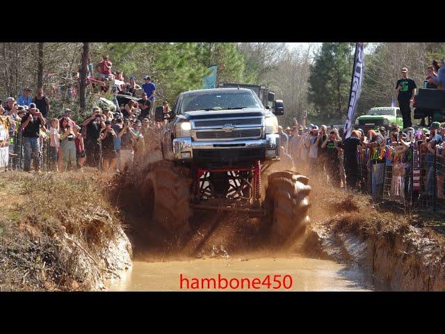 Mardi Gras Mudfest Truck Bounty Hole at Creekside Offroad Ranch