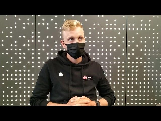 Tim Merlier, atleta belga dell'Alpecin-Fenix, oggi in visita all'Arpa Industriale di Bra