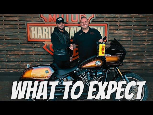 The process of buying a new bike at a Harley Davidson dealership / step by step