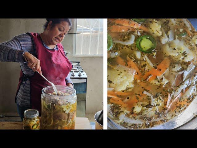 cómo preparar 4kg de patitas de  cerdo en escabeche 