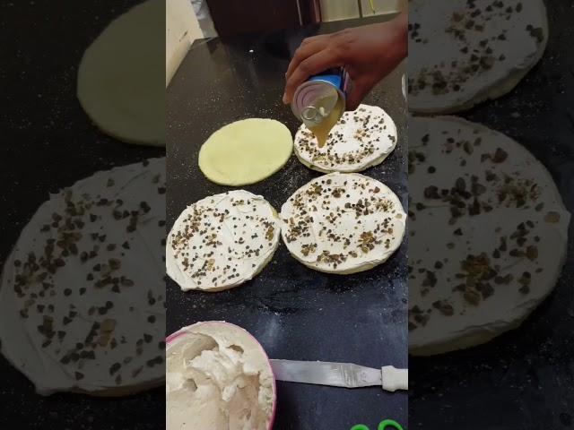 Nutty Bubble Cake | ReStart the video Upload | #Nuttybubble #shorts  #cakes #maadascakesandbakes