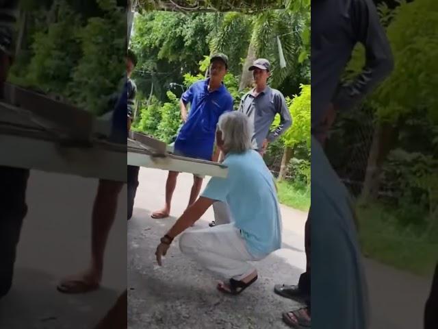 Sanh siêu phẩm đã về Hà Nội | Gã Đầu Bạc - Vua Tùng