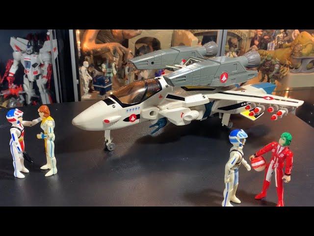 Veritech Fighter Robotech Super VF-1S by Matchbox Roy Fokker’s Infamous Jet / Robot - Toy Spotlight