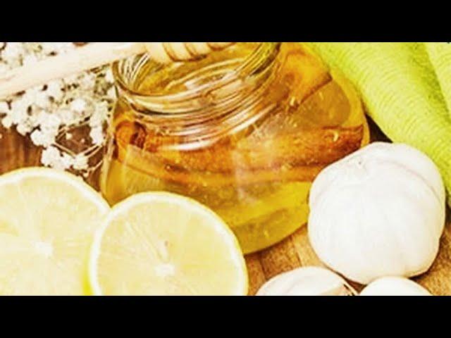 HONEY + LEMON + GARLIC. The mixture to strengthen IMMUNITY.