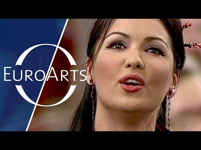 Puccini - Musetta's Waltz "Quando m'en vo" from La Bohème (Anna Netrebko, Yuri Temirkanov)