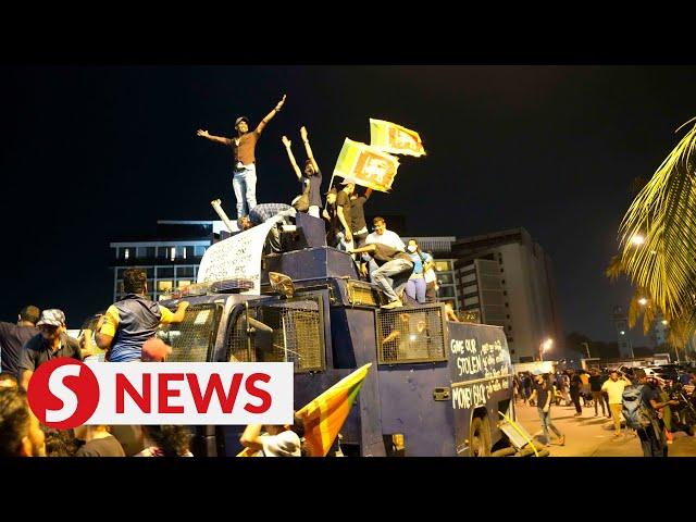 Sri Lanka protestors storm PM Ranil Wickremesinghe residence