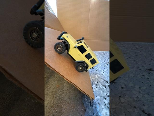 This MICRO RC Rock Crawler is a BEAST! 