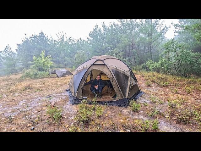 We Got Drenched Camping in the Non-Stop Heavy Rain - Camping in a Rain and Thunder Storm with My Dog