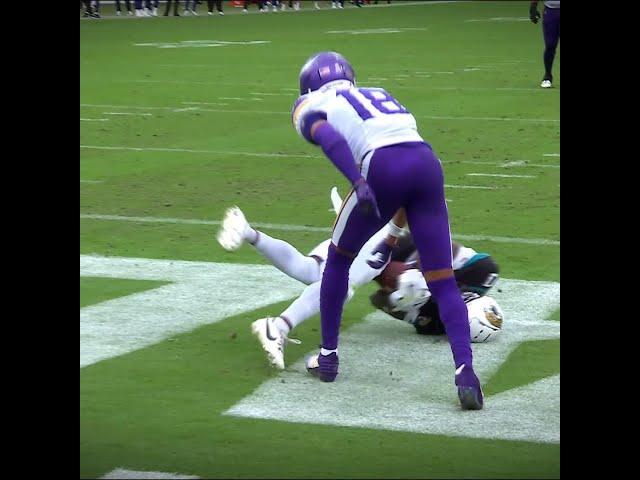 Montaric Brown intercepts the Sam Darnold pass vs. Minnesota Vikings