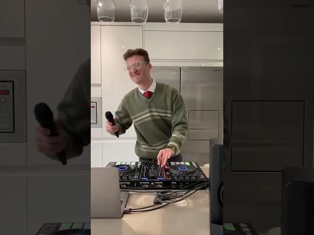 Every wedding DJ ever