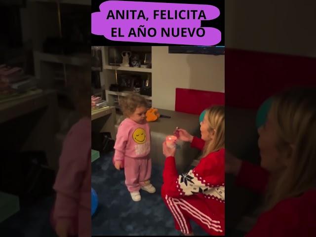  Anita, la hija de Ana Obregón, da la bienvenida al Año Nuevo 