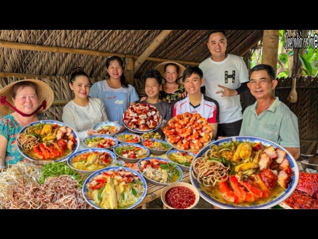 Bún Cá Lóc Heo Quay, Mắm Me | Quán Ăn Miệt Vườn Của Mẹ Hôm Nay Có Khách Đông Vui || Fish noodle soup