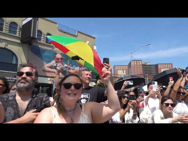 pretty girls Mermaid parade 2025 coney island alexanderegurman@gmail.com 917 825 8225