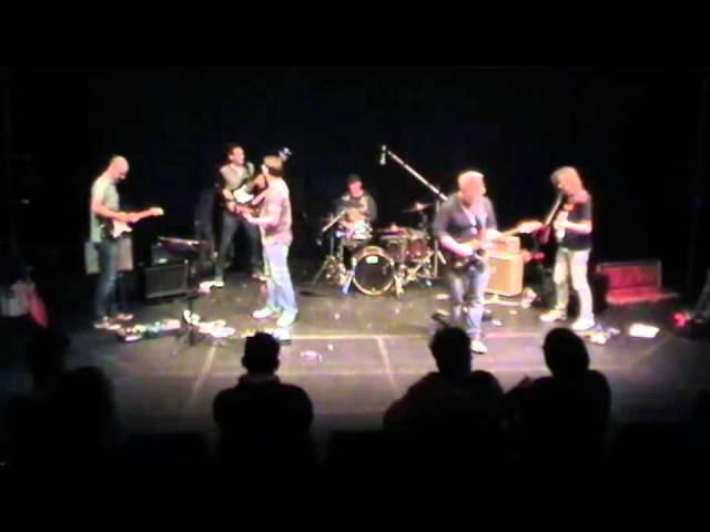 Lewis Turner, Tom Quayle, Sam Bell, Levi Clay perform Hottentot
