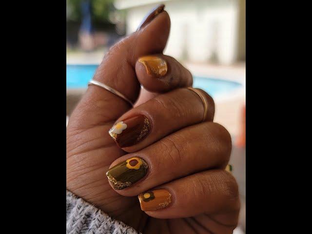 Trending Thanksgiving (Fall) Mani Inspo