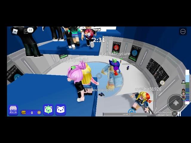 Playing Rblx w/ friends