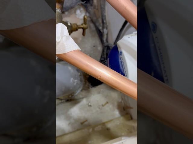 Leaking new copper pipe! SHOCKING! #fail #asmr #howto #diy #youtubeshorts #subscribe #fails #foryou