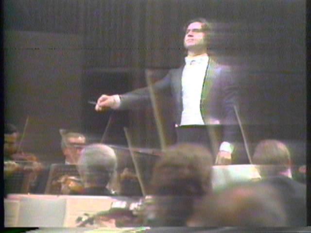 Schubert Symphony No. 5, D. 485 - I. Allegro, Conductor: Riccardo Muti