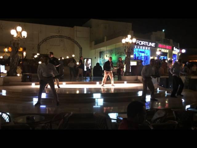 flash mob of waiters, Egypt