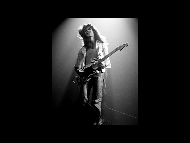 Eddie Van Halen - I'm the one (Isolated guitar) FULL SONG