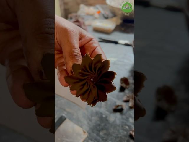 chocolate fan flower garnish making tutorial | #shorts #masterchefimran #chocolategarnish #cake