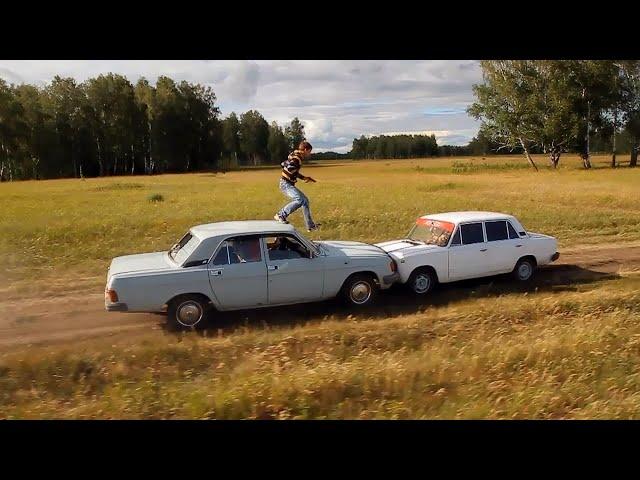 Жигули против Волги. Погоня из фильма.