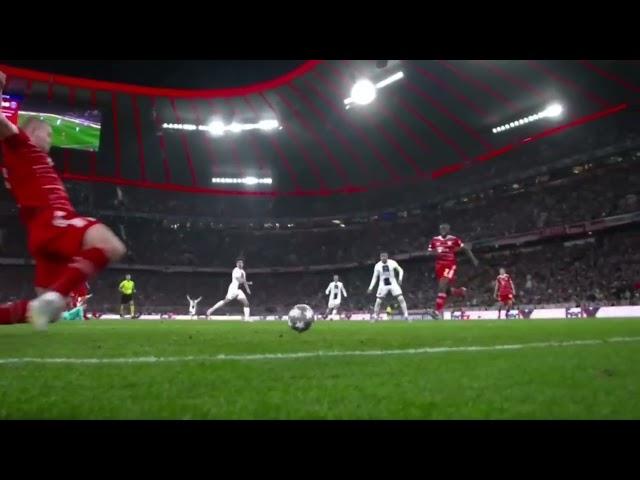 De Ligt Goal Line Save vs PSG! WHAT A CLEARANCE 