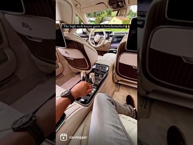 2021 Mercedes-Maybach S580 Interior ft. Silver Champagne Cups