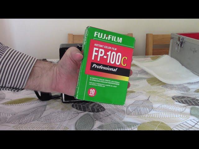 How to load a Polaroid 600SE with Fujifilm FP-100C Packfilm