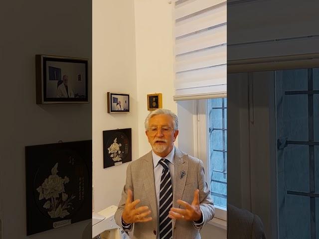 I ringraziamenti del prof. Bonucci in cinese, dopo il 2do Congresso Mondiale di Medicina Integrata