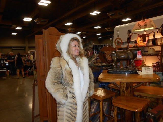 Women in coyote fur 1