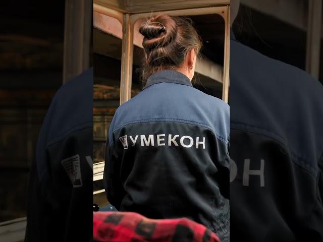 Каждый цех Уральского завода металлоконструкций — отдельный мир, который звучит по-своему